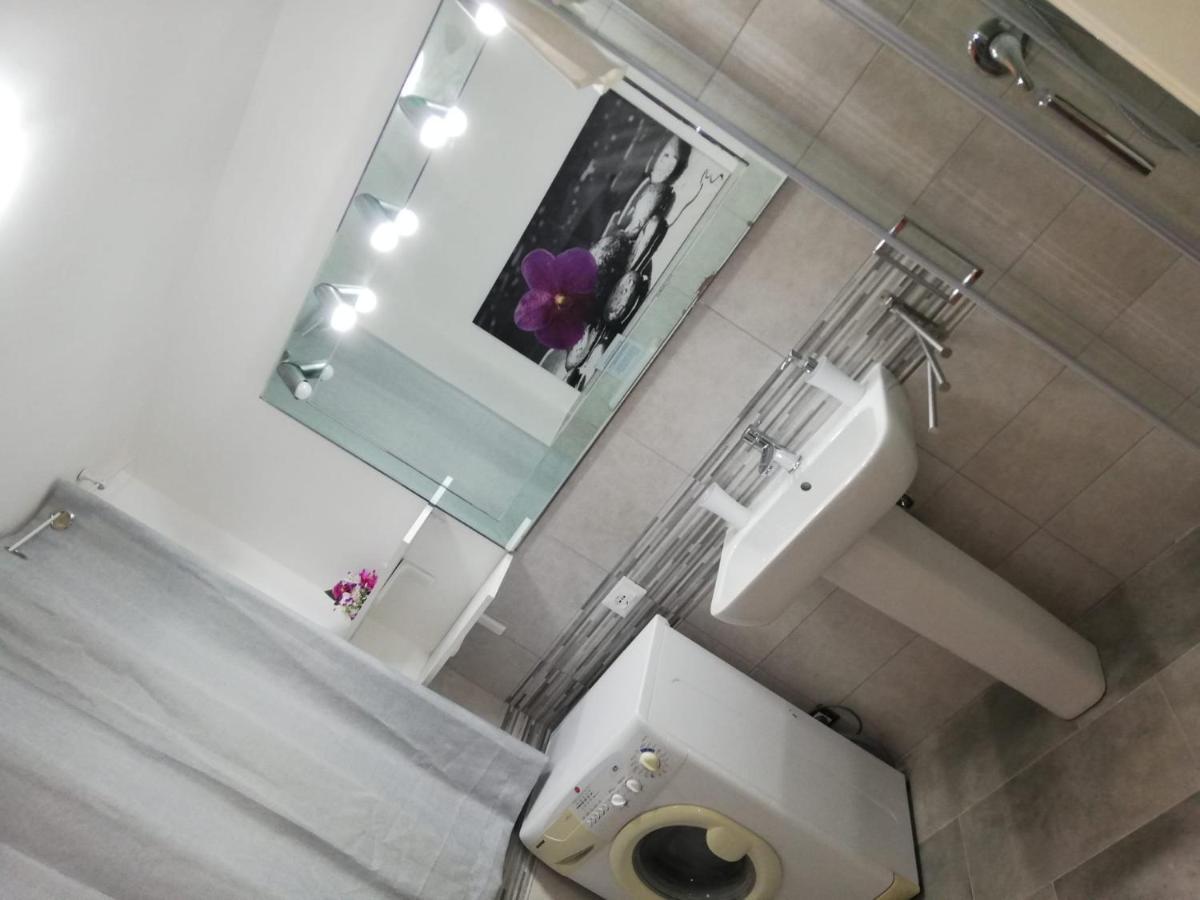 Il posto giusto station rooms Palermo Esterno foto