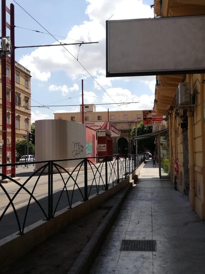 Il posto giusto station rooms Palermo Esterno foto